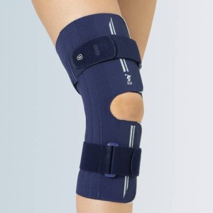 Ginocchiera traspirante aperta con stecche a spirale m