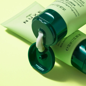 Nuxe sweet lemon crema mani