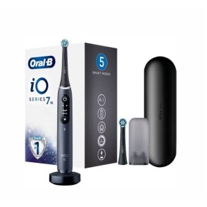 Oral-b io 7 black spazzolino elettrico + 2 refill