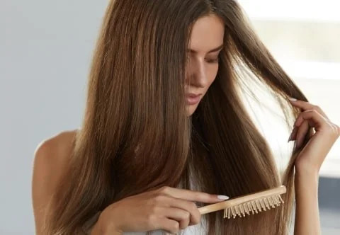 Caduta dei capelli stagionale: rimedi efficaci con Crescina e Vital Plus Caduta dei capelli stagionale: rimedi efficaci con Crescina e Vital Plus